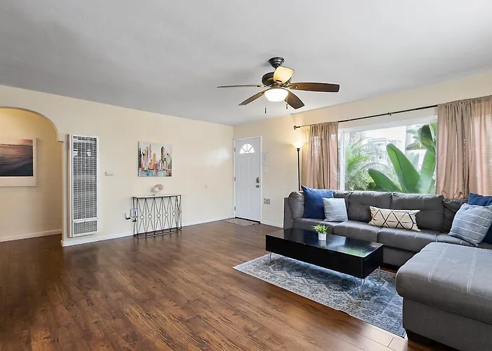 Pacific Oasis - Large Patio, Parking & Walk To Beach