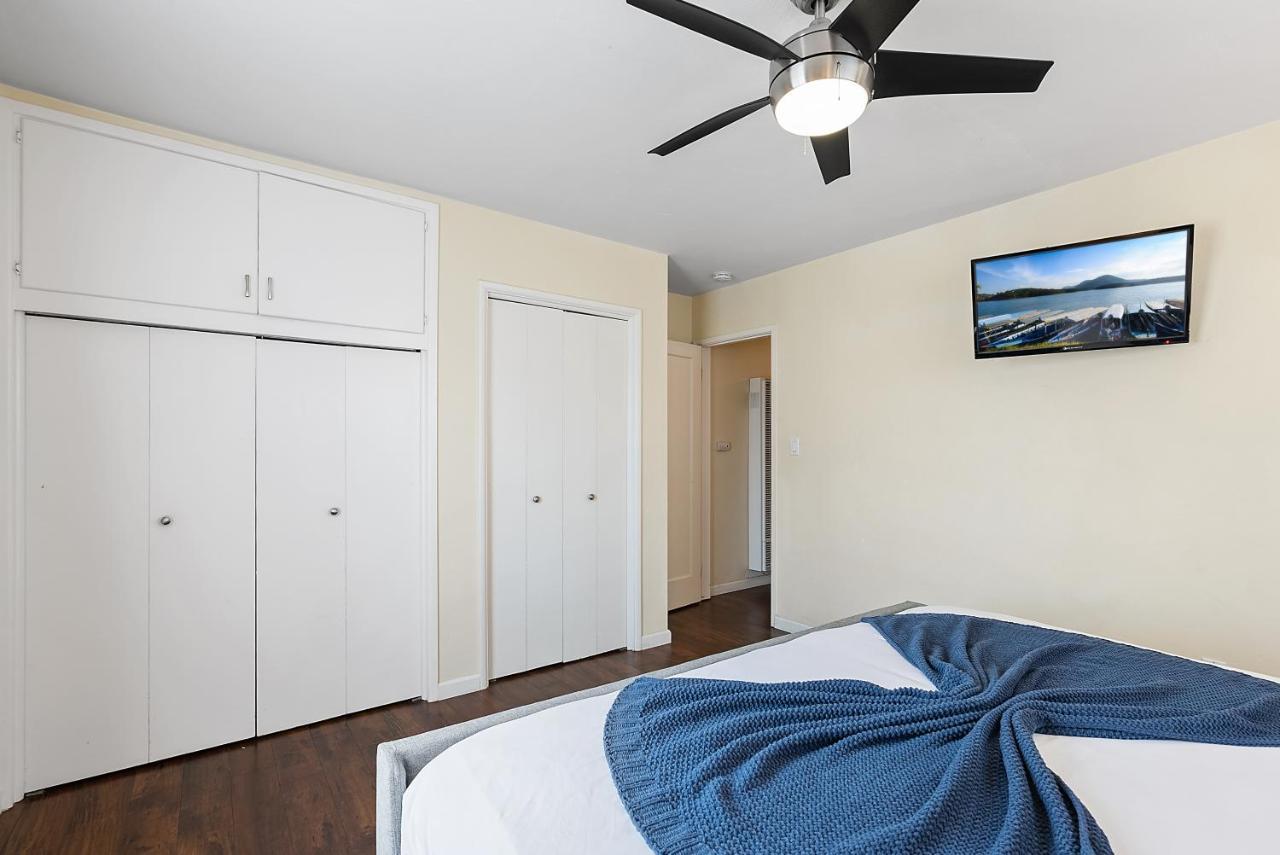 Pacific Oasis - Large Patio, Parking & Walk To Holiday home